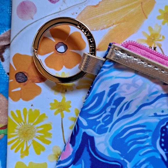 Lilly Pulitzer Blue & Pink ID Case - Picture 3 of 5